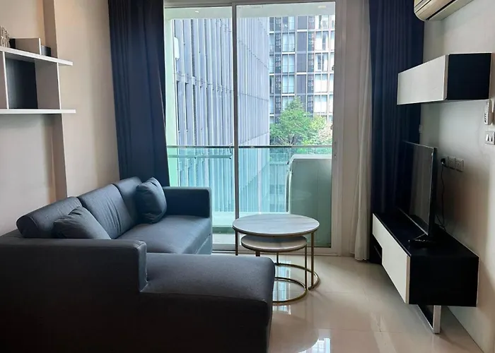 Spacious Sukhumvit Near Emquartier * Bangkok
