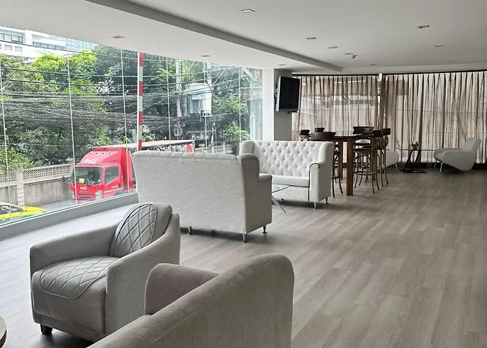 Spacious Sukhumvit Near Emquartier Apartamento *
