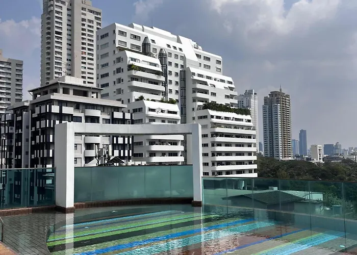 Spacious Sukhumvit Near Emquartier Bangkok