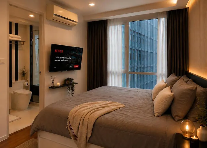 Spacious Sukhumvit Near Emquartier Apartment Bangkok
