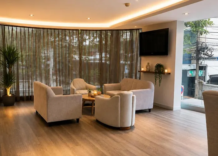 Spacious Sukhumvit Near Emquartier Bangkok
