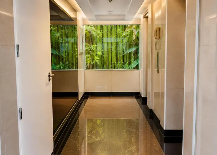 Spacious Sukhumvit Near Emquartier * Bangkok