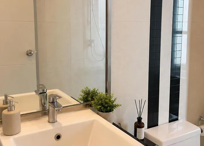 Spacious Sukhumvit Near Emquartier